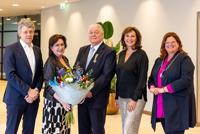 NVVB Voorzitter Simon Rijsdijk Officier in de Orde van Oranje-Nassau