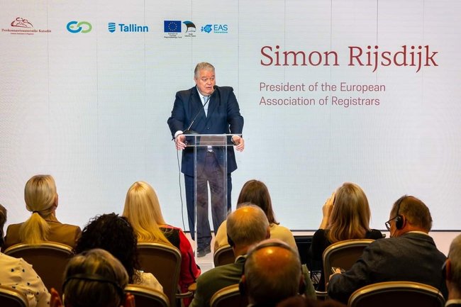 Simon Rijsdijk herkozen tot President EVS